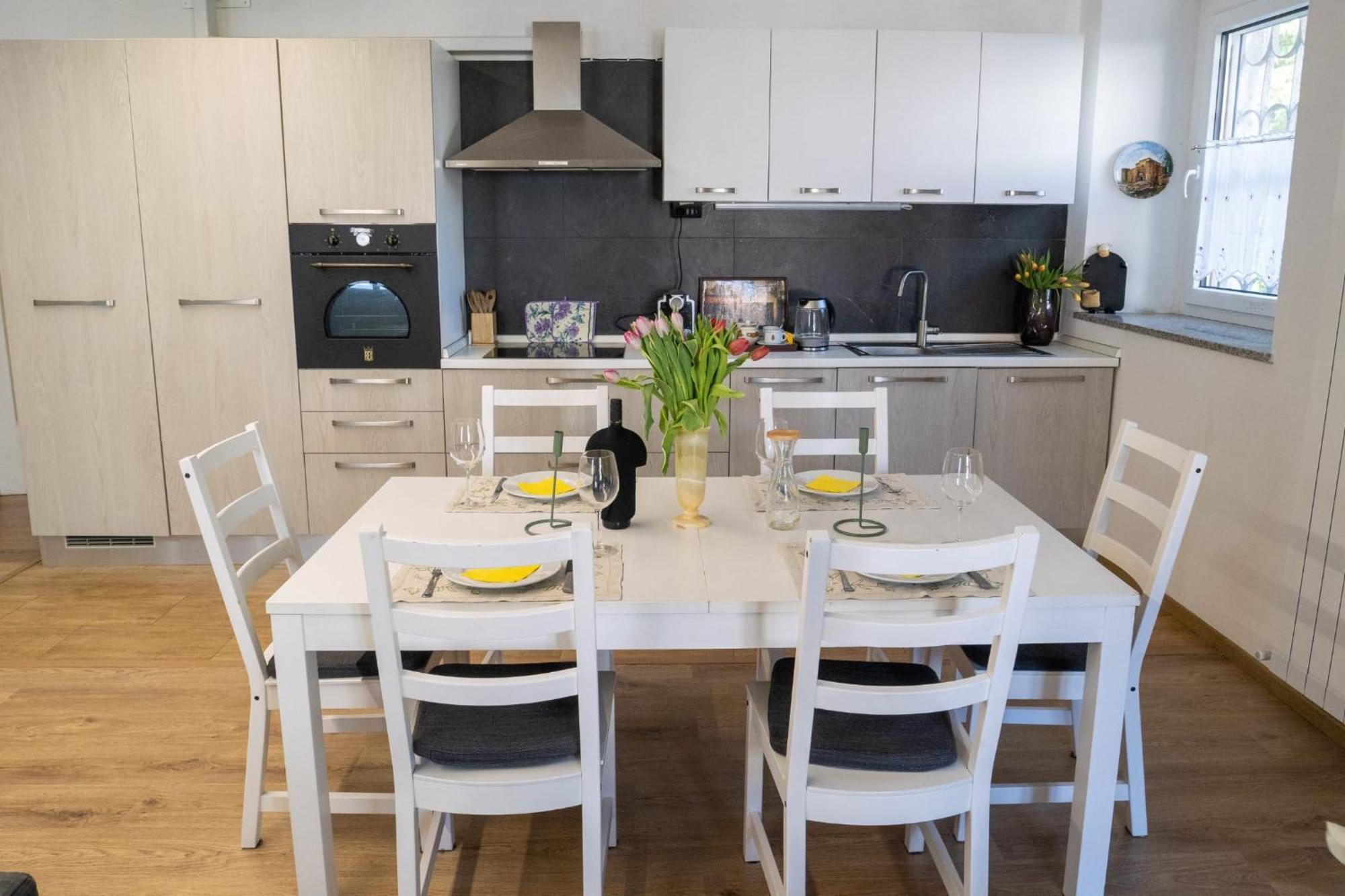 Alejlop Apartment โกริเซีย ภายนอก รูปภาพ